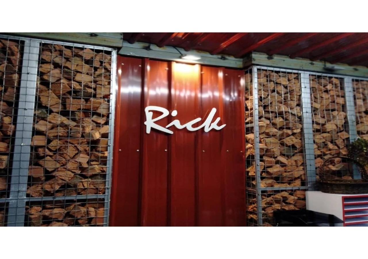 Rick Resort Teluk Intan Esterno foto