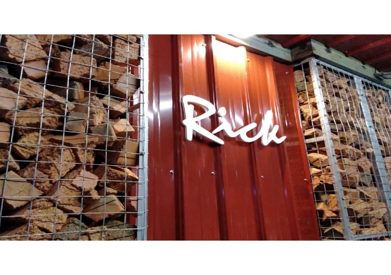 Rick Resort Teluk Intan Esterno foto