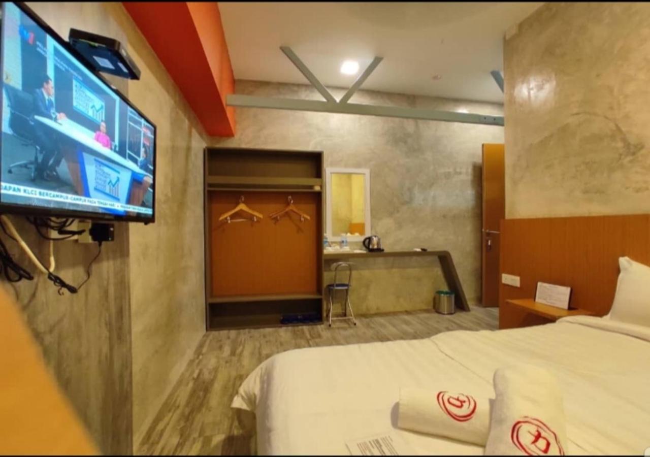Rick Resort Teluk Intan Esterno foto