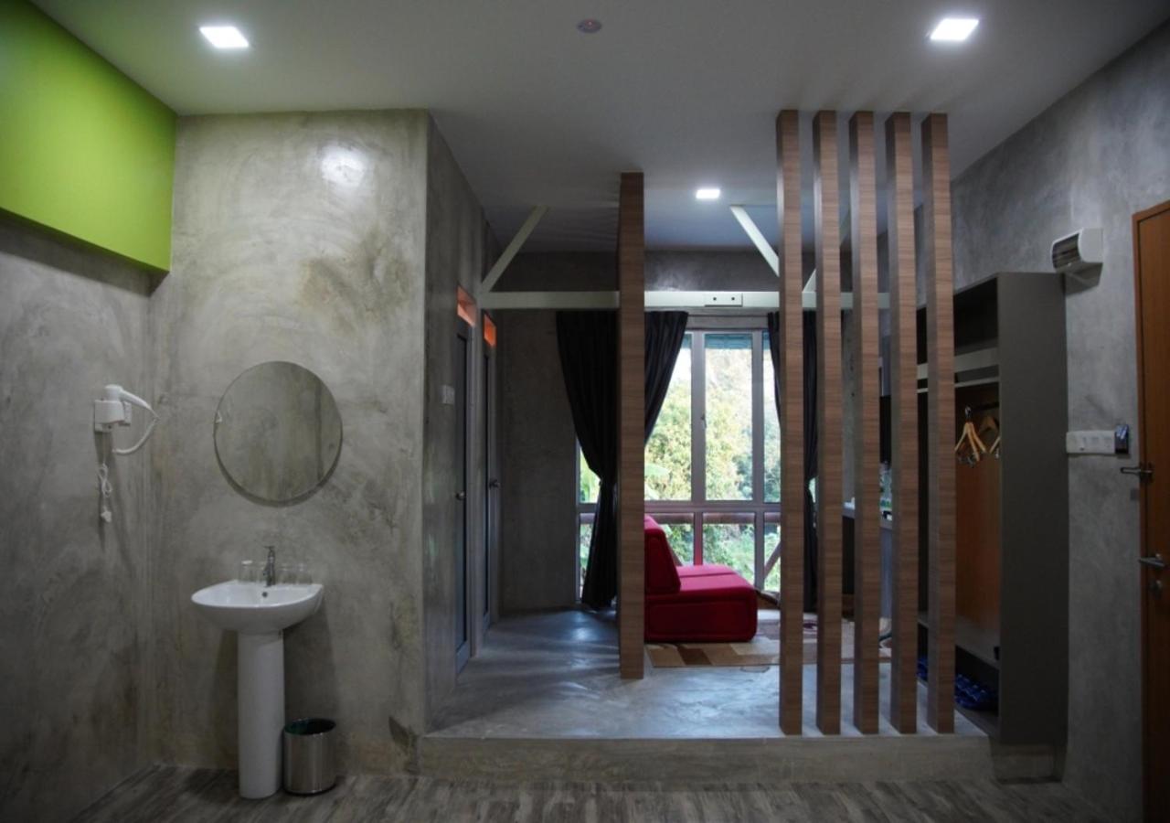 Rick Resort Teluk Intan Esterno foto