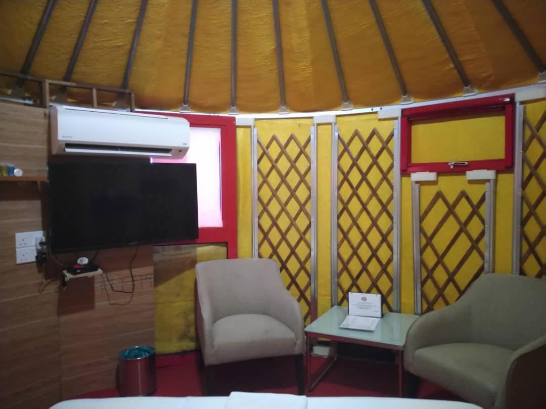 Rick Resort Teluk Intan Esterno foto