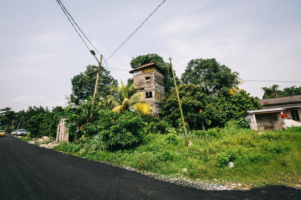 Rick Resort Teluk Intan Esterno foto